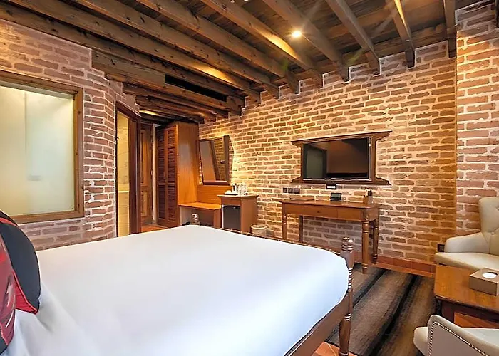 Basera Boutique - Kathmandu's Hidden Escape Hotel 5*